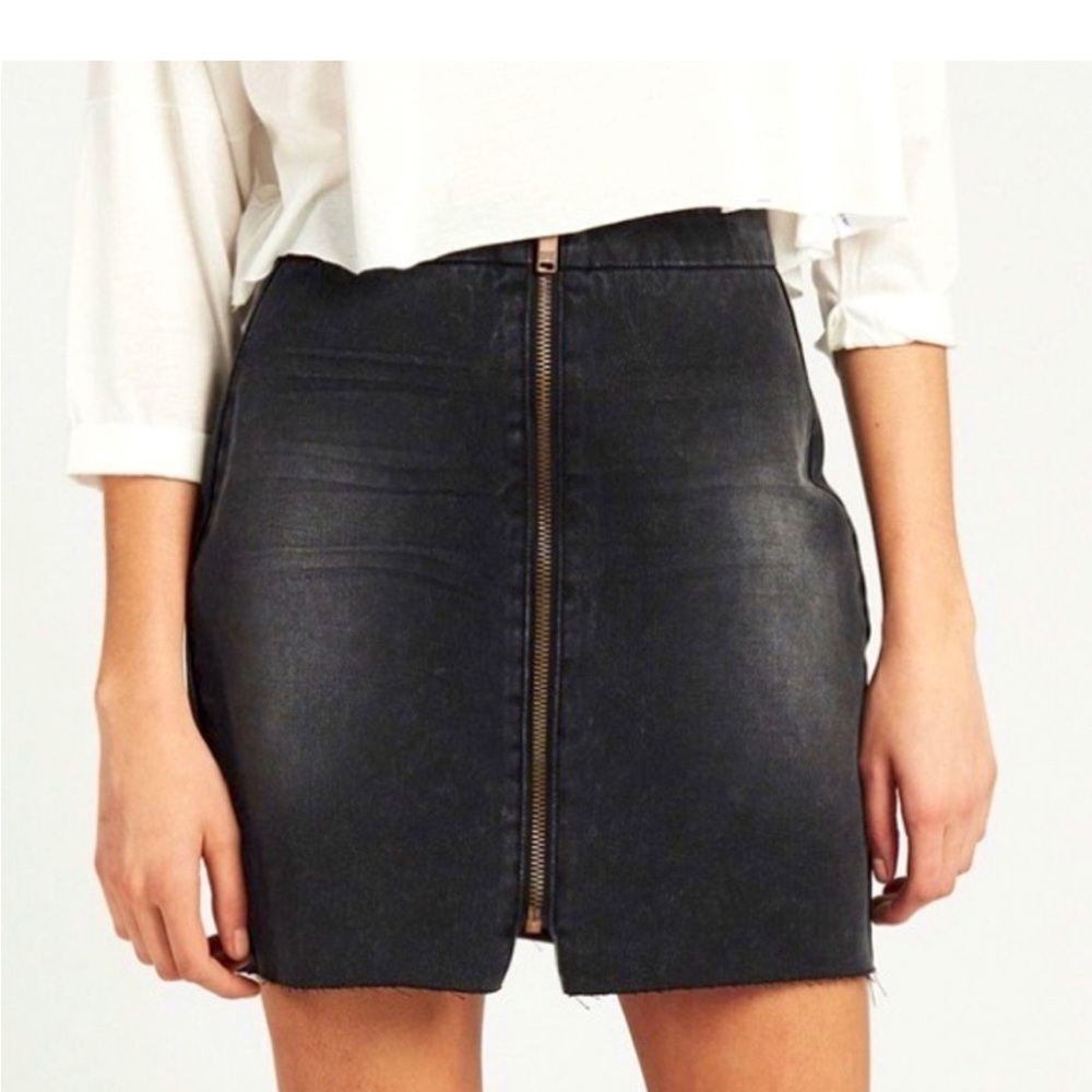 ONE X ONETEASPOON High Waisted A-line fitted  Black Denim Mini Skirt size 27